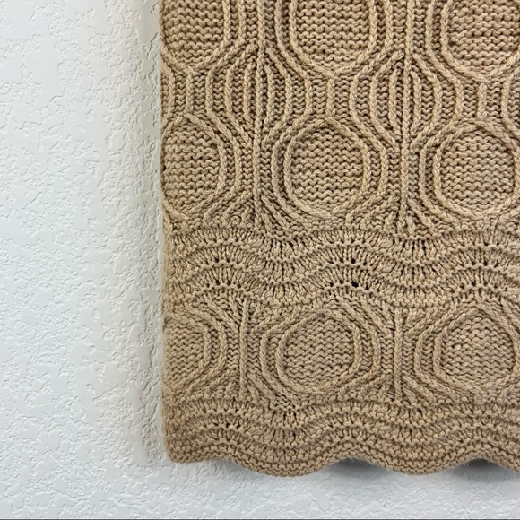 St John Honeycomb Cashmere Sleevless Turtleneck Sweater - Picture 3 of 5